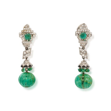 View full screen - View 1 of Lot 195. Pair of Emerald, Enamel and Diamond Pendant-Earclips, France 祖母綠配琺瑯及鑽石耳墜一對,法國.