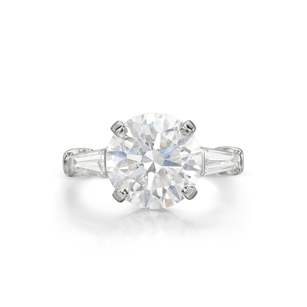 View full screen - View 1 of Lot 1804. Diamond Ring | 海瑞溫斯頓 | 3.45 克拉 圓形 D色 鑽石戒指.