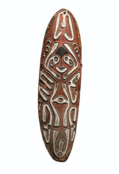 View full screen - View 1 of Lot 20. PLANCHE VOTIVE GOPE, GOLFE DE PAPOUASIE, PAPOUASIE-NOUVELLE-GUINÉE | GOPE SPIRIT BOARD, PAPUAN GULF, PAPUA NEW GUINEA.