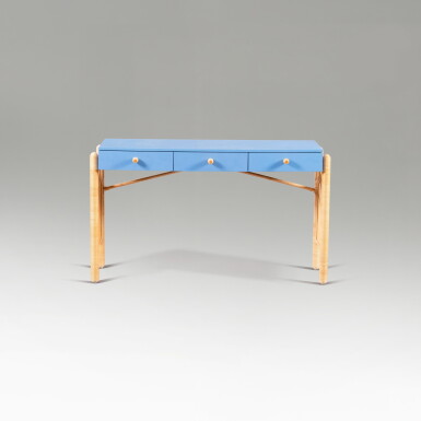 View full screen - View 1 of Lot 237. Bureau, pièce unique.