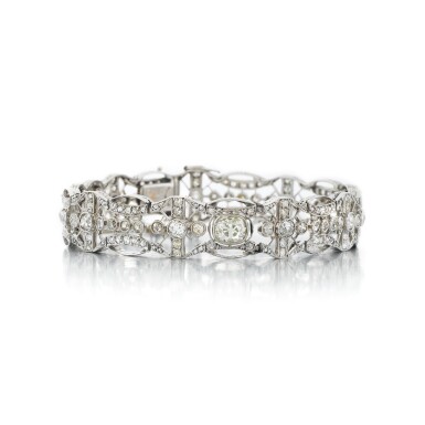 View full screen - View 1 of Lot 321. Janesich | Bracelet diamants | Diamond bracelet.