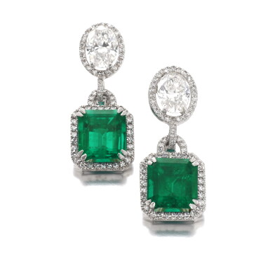 View full screen - View 1 of Lot 720. David Morris | Pair of emerald and diamond ear clips | David Morris | 祖母綠配鑽石耳環一對.