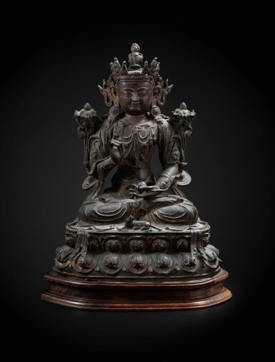 View full screen - View 1 of Lot 1. A bronze figure of Avalokiteshvara Bodhisattva Ming dynasty, 16th century | 明十六世紀 銅觀世音菩薩坐像.