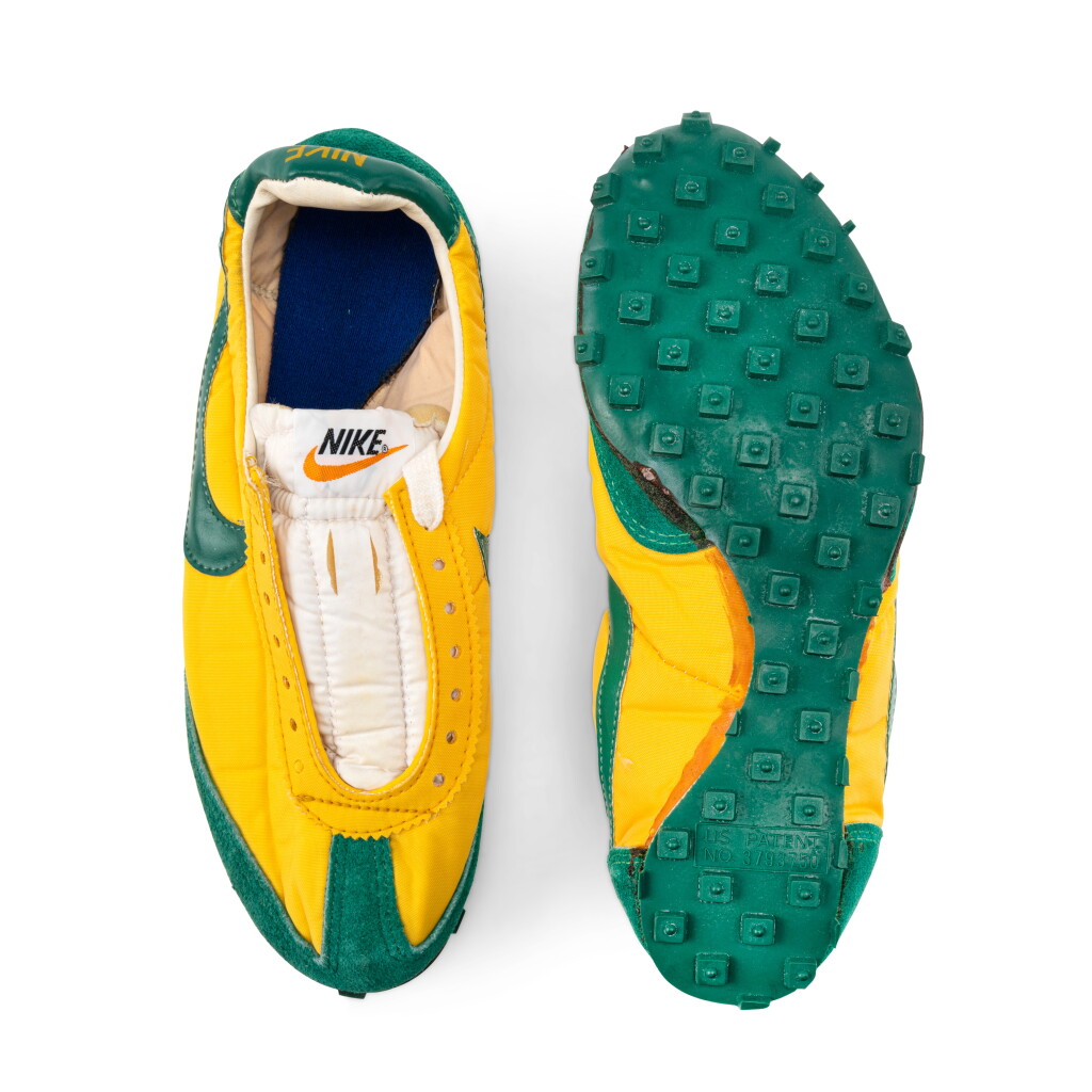 View full screen - View 1 of Lot 53. Nike Oregon Waffle | Size 6.5.