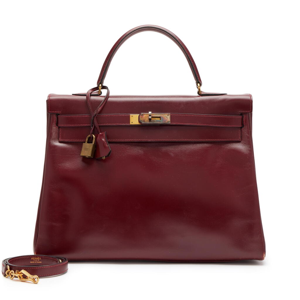 View full screen - View 1 of Lot 54. Vintage Rouge H Box Kelly 35 Retournè Gold Hardware, 1980.