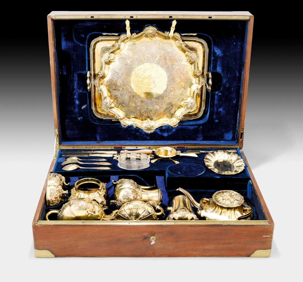 View full screen - View 1 of Lot 295. A silver-gilt and porcelain travel set, London, 1837, and Turin, circa 1830-1840 | Nécessaire de voyage en vermeil et porcelaine, Londres, 1837 et Turin, vers 1830-1840.
