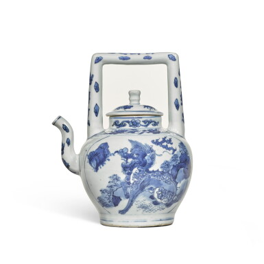 View full screen - View 1 of Lot 922. A blue and white 'qilin' teapot and cover, Ming dynasty, Chongzhen period.