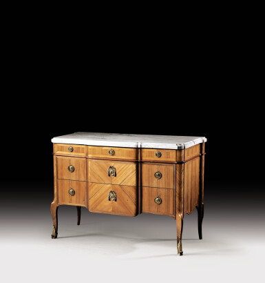 View full screen - View 1 of Lot 136. A LATE LOUIS XV SATINÉ COMMODE BY JOSEPH BAUMHAUER, CIRCA 1770 | COMMODE EN PLACAGE DE SATINÉ DE LA FIN DE L'ÉPOQUE LOUIS XV, VERS 1770, PAR JOSEPH BAUMHAUER.