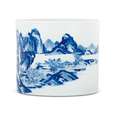 View full screen - View 1 of Lot 316. A large inscribed blue and white brushpot Signed gong yuzi, Qing dynasty, Kangxi period, dated bingyin year (1686) | 清康熙丙寅年(1686年) 青花山水圖攻玉子書詩文筆筒 《成化年製》仿款.