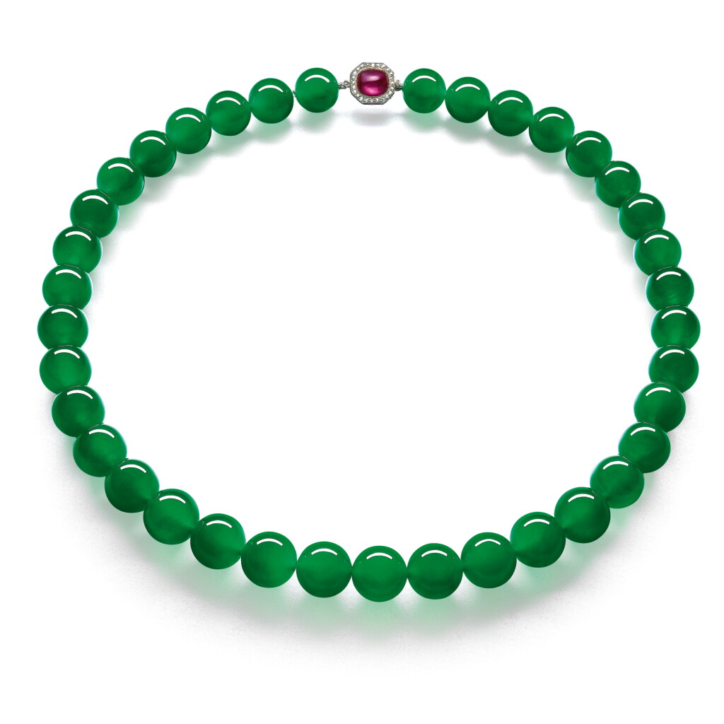 View full screen - View 1 of Lot 1808. AN EXTRAORDINARY 'IMPERIAL JADE' JADEITE BEAD, RUBY AND DIAMOND NECKLACE 超凡極品「帝王玉」天然翡翠珠 配 紅寶石 及 鑽石 項鏈.