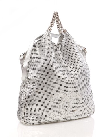 View full screen - View 1 of Lot 119. Metallic silver leather 'Rodeo drive' hobo bag.