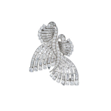 View full screen - View 1 of Lot 87. Diamond Double-Clip Brooch, France.