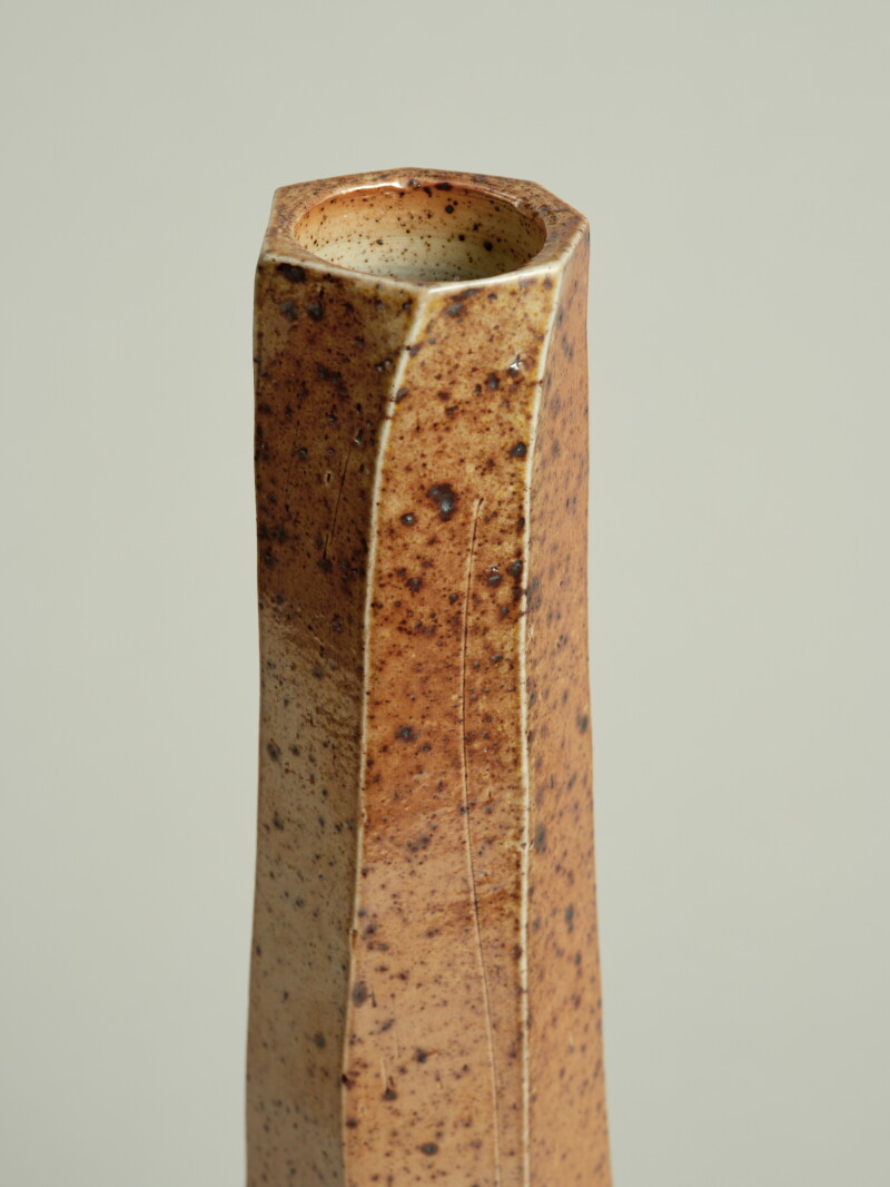 Cover image 0