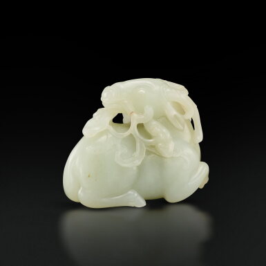 View full screen - View 1 of Lot 3668. A white jade 'deer and lingzhi' group, Qing dynasty, 18th century | 清十八世紀 白玉銜芝壽鹿.