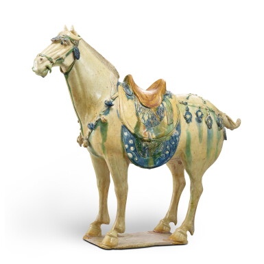 View full screen - View 1 of Lot 831. A rare blue-splashed sancai-glazed figure of a horse Tang dynasty | 唐 三彩掛藍貼花立馬.