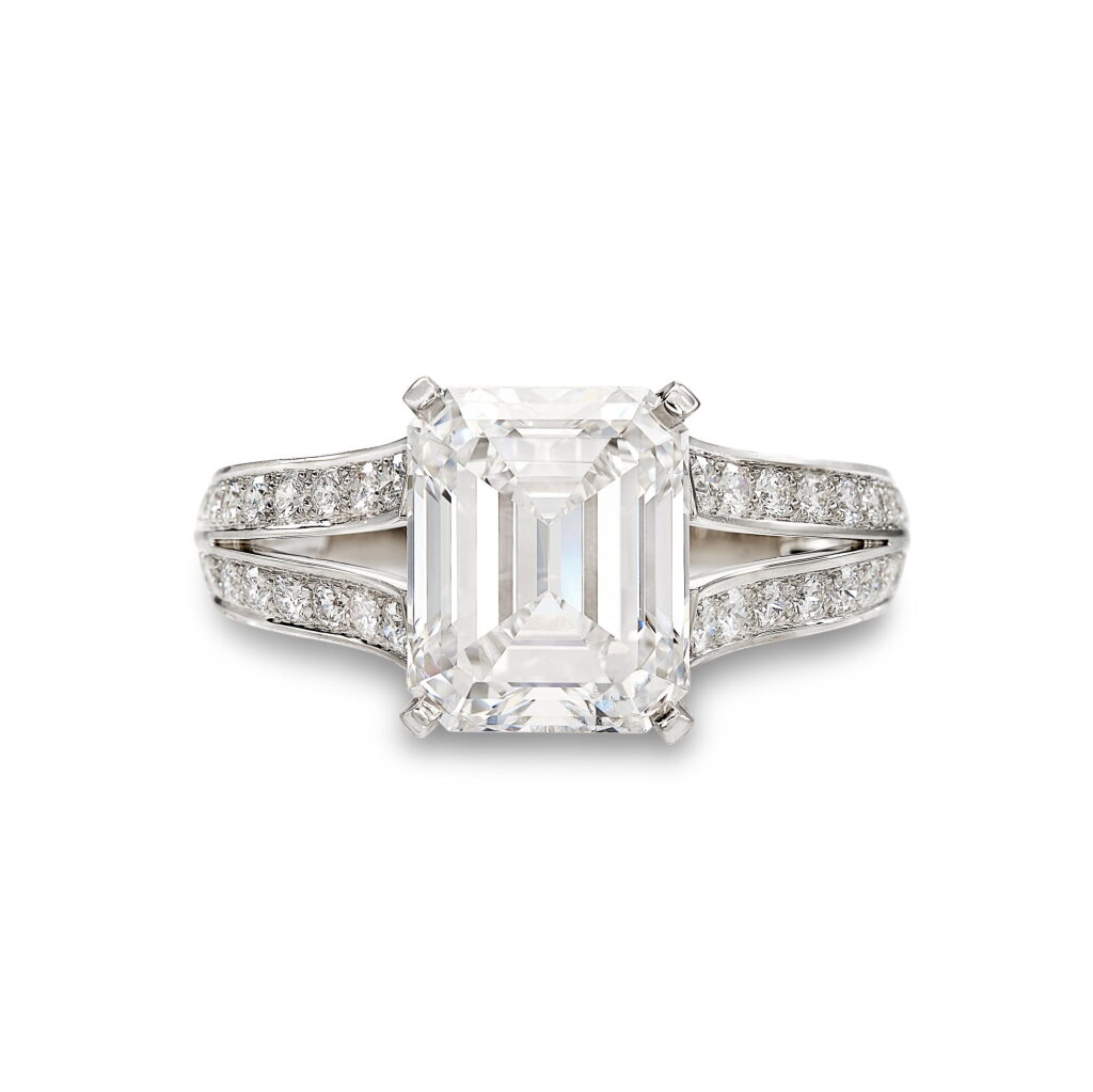 View full screen - View 1 of Lot 329. Diamond Ring | 卡地亞 | 6.14克拉 方形 E色 鑽石 戒指.