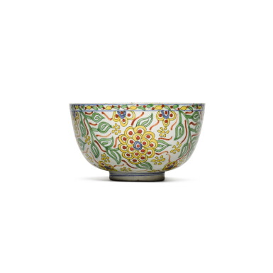 View full screen - View 1 of Lot 90. A large Kütahya polychrome pottery bowl, Turkey, 18th century.