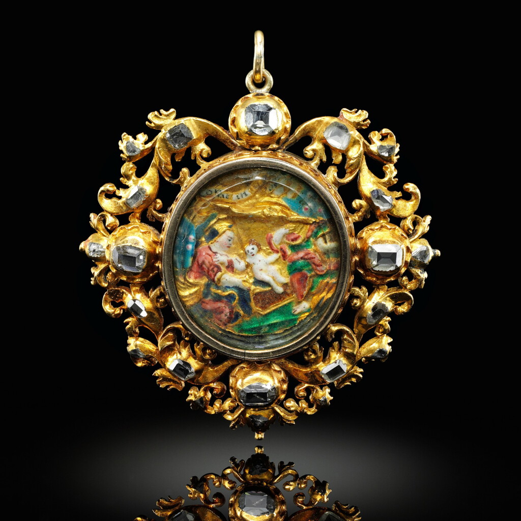 View full screen - View 1 of Lot 38. Spanish Colonial, late 17th century | Devotional Pendant with the Nativity.