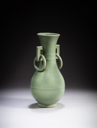 View full screen - View 1 of Lot 103. A Longquan celadon-glazed handled vase, Yuan - Ming dynasty | 元至明 龍泉青釉雙環耳瓶.