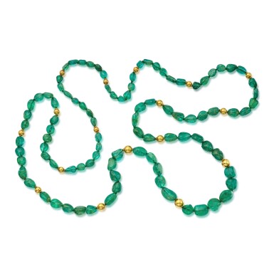 View full screen - View 1 of Lot 1. Emerald Necklace | 祖母綠項鏈.