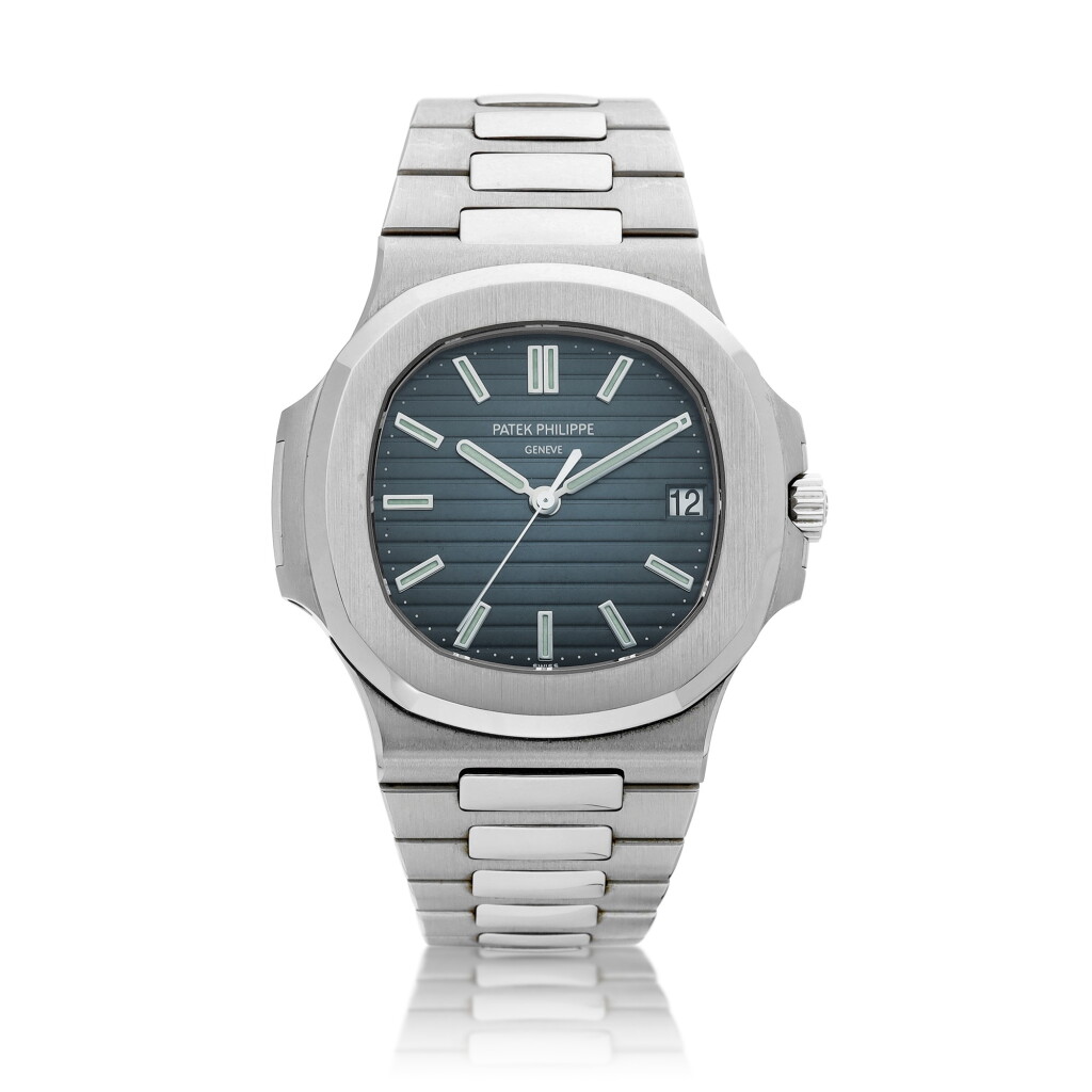View full screen - View 1 of Lot 8203. Nautilus, Reference 5711 | A stainless steel bracelet watch with date, Circa 2009 | 百達翡麗 Nautilus 型號5711 | 精鋼鏈帶腕錶,備日期顯示,約2009年製.