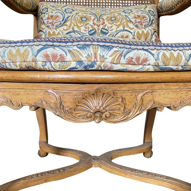 Fauteuils reine suite epoque milieu Fauteuils reine suite epoque milieu