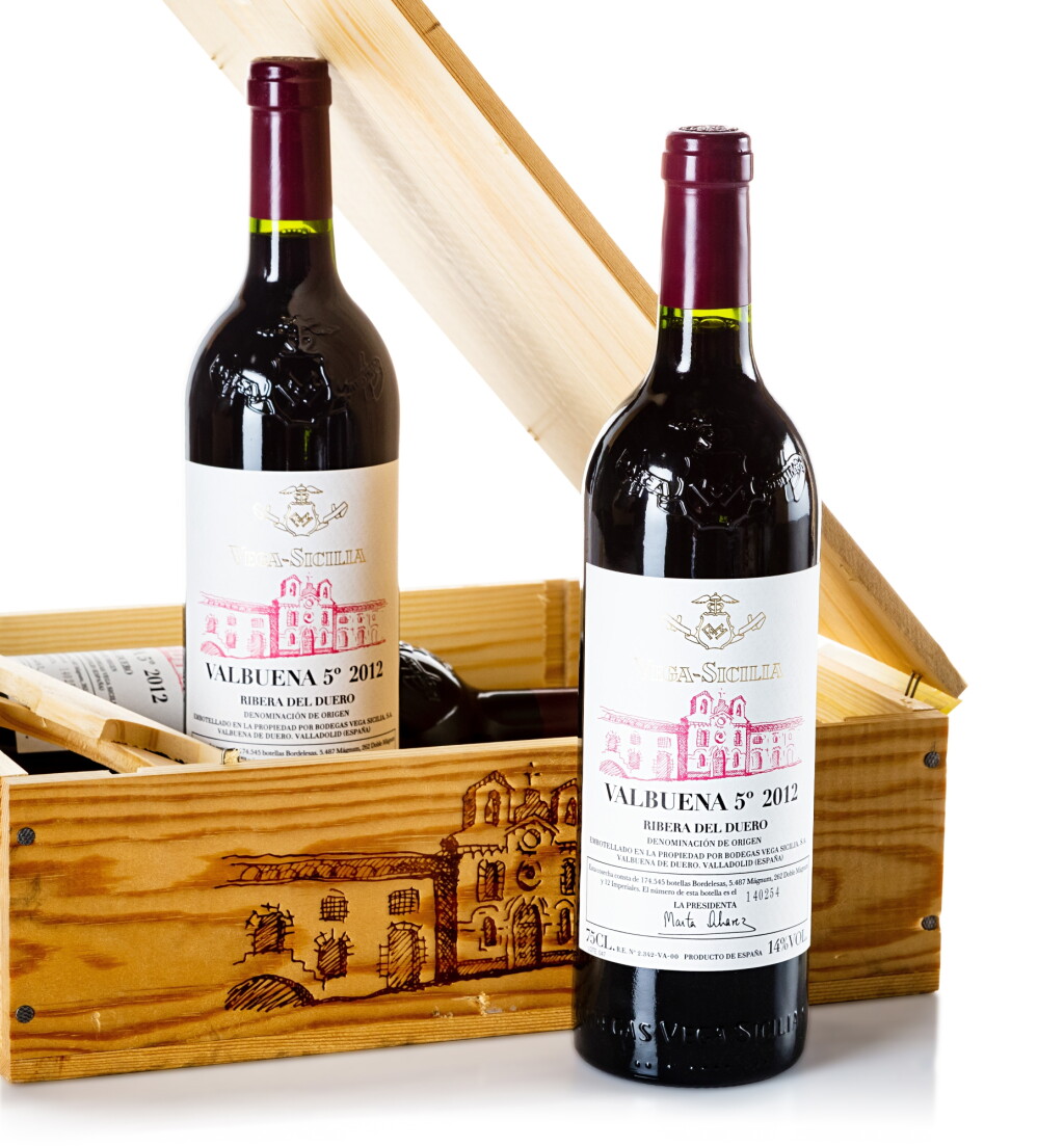 View full screen - View 1 of Lot 412. Vega Sicilia, 'Valbuena No. 5' 2012 (3 BT).