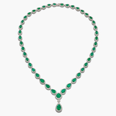 View full screen - View 1 of Lot 1364. Emerald and Diamond Necklace | 祖母綠 配 鑽石 項鏈.