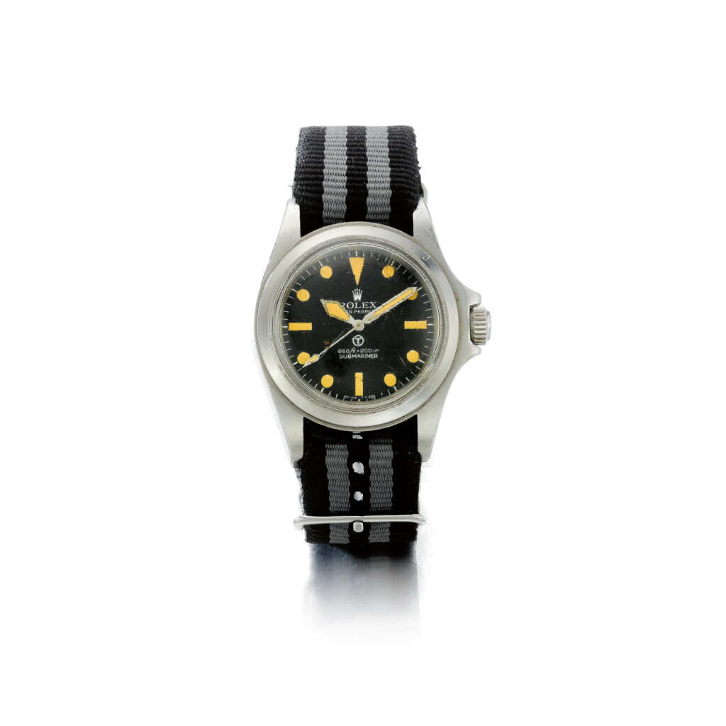 View full screen - View 1 of Lot 1068. ROLEX | REF 5513/5517 MILITARY SUBMARINER, A STAINLESS STEEL AUTOMATIC CENTER SECONDS WRISTWATCH MADE FOR THE BRITISH MILITARY, CIRCA 1974 | 勞力士 |5513/5517型號「MILITARY SUBMARINER」精鋼自動上鏈腕錶,為英軍製造,年份約1974.