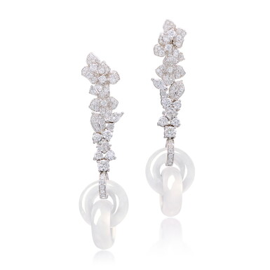 View full screen - View 1 of Lot 1692. PAIR OF ICY JADEITE DOUBLE HOOP AND DIAMOND PENDANT EARRINGS | 天然冰種翡翠「雙環」配 鑽石 耳墜一對.