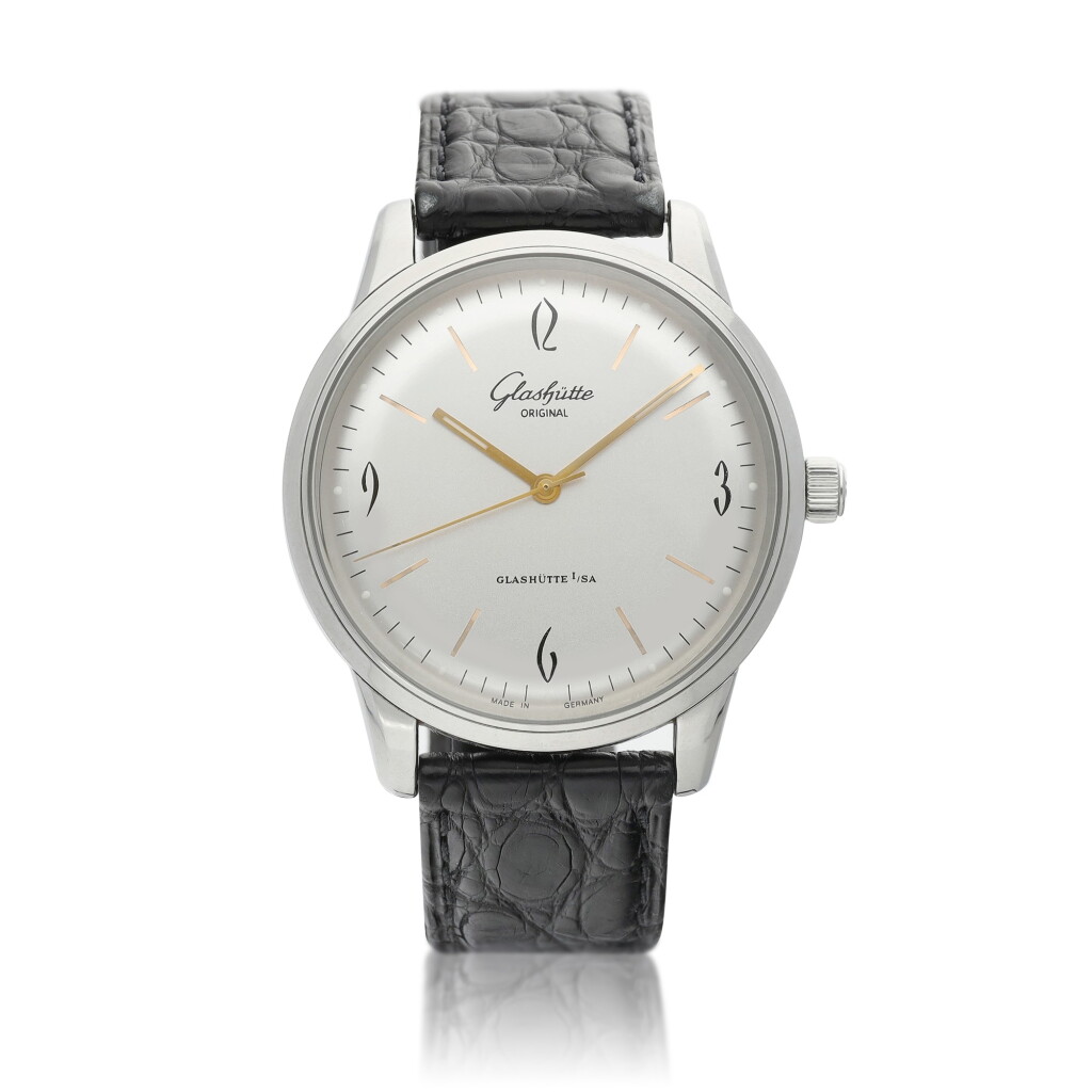 View full screen - View 1 of Lot 8184. Sixties, Reference 1-39-52-01-02-04 | A stainless steel wristwatch, Circa 2015 | Sixties 型號1-39-52-01-02-04 | 精鋼腕錶,約2015年製.
