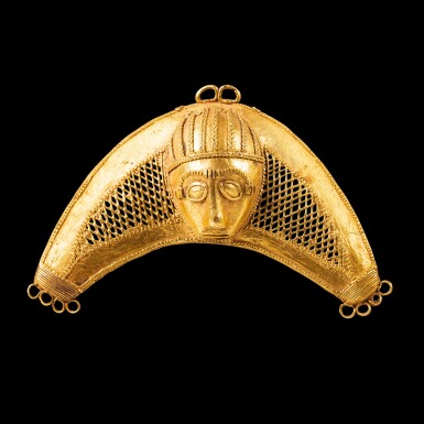 View full screen - View 1 of Lot 67. Pendentif, Baulé, Côte d'Ivoire | Baule gold Pendant, Côte d'Ivoire .