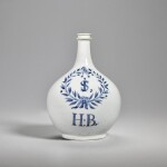 A rare Arita apothecary bottle | Edo period, late 17th century