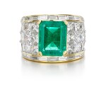 EMERALD AND DIAMOND RING