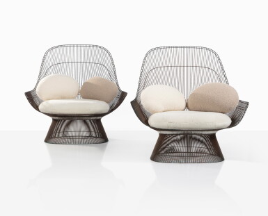 View full screen - View 1 of Lot 39. Paire de fauteuils Easy Chair, le modèle créé en 1966.