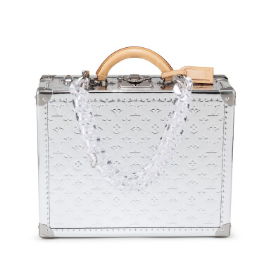 Voir en plein écran - Voir 1 du lot 1366. Louis Vuitton x Virgil Abloh Metallic Silver Mirror Monogram and Vachette Cotteville 40, 2021.