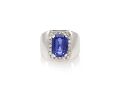 View full screen - View 1 of Lot 35. SAPPHIRE AND DIAMOND RING (ANELLO CON ZAFFIRO E DIAMANTI) .