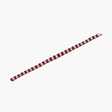 View full screen - View 1 of Lot 1644. Ruby and Diamond Bracelet | 紅寶石 配 鑽石 手鏈.