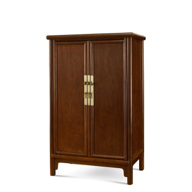 View full screen - View 1 of Lot 3756. A huanghuali round-corner cabinet, Late Ming dynasty | 明末 黃花梨面條櫃.