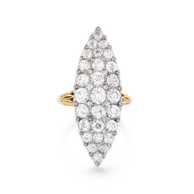 View full screen - View 1 of Lot 210. Bague diamant | Diamond ring.