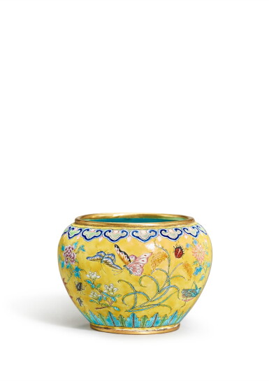 View full screen - View 1 of Lot 3636. A rare Beijing enamel waterpot, Seal mark and period of Qianlong | 清乾隆 銅胎畫琺瑯黃地粉彩折枝花蟲紋水盂 《乾隆年製》款.