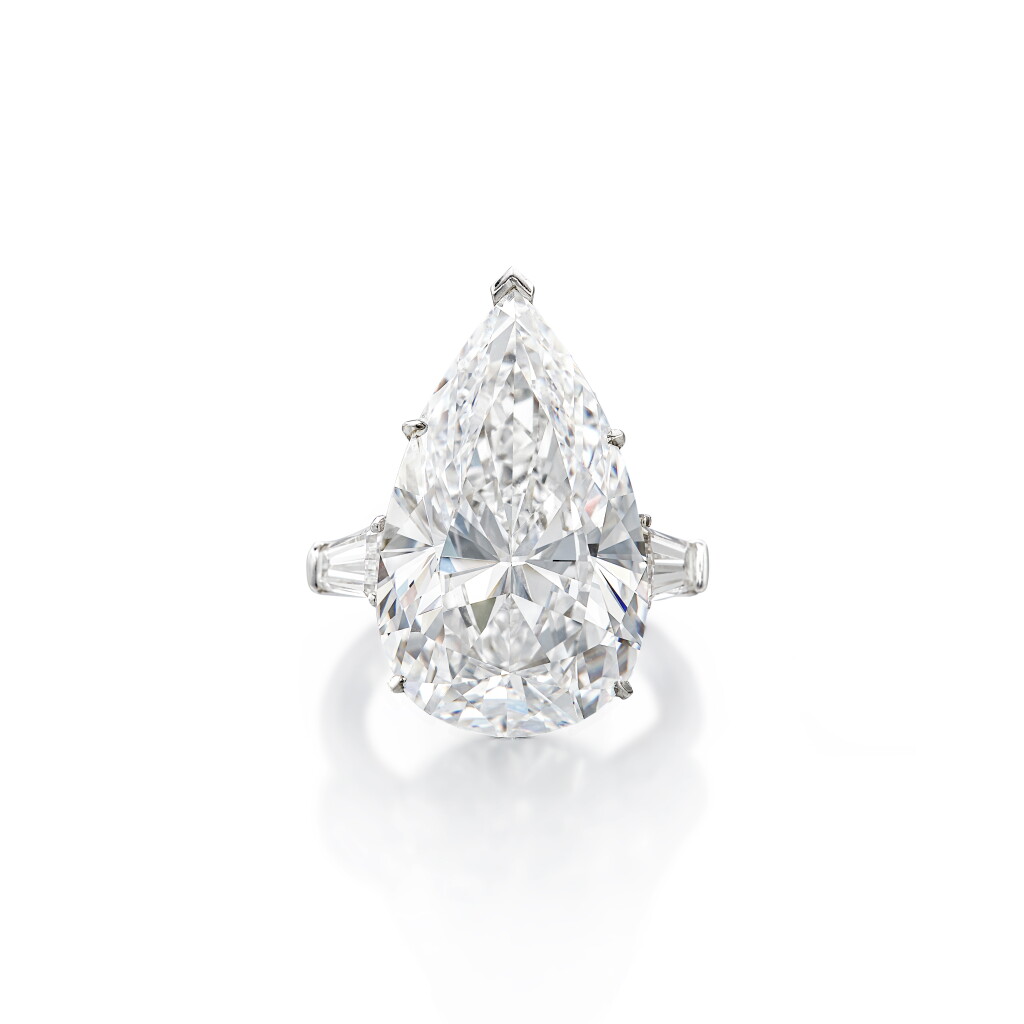 View full screen - View 1 of Lot 1681. Diamond Ring | 海瑞溫斯頓 | 15.26克拉 梨形 D色 鑽石 戒指.