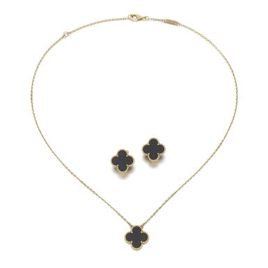 View full screen - View 1 of Lot 193. Onyx neklace and pair of ear clips | Paio di orecchini e collana in onice 'Alhambra'.