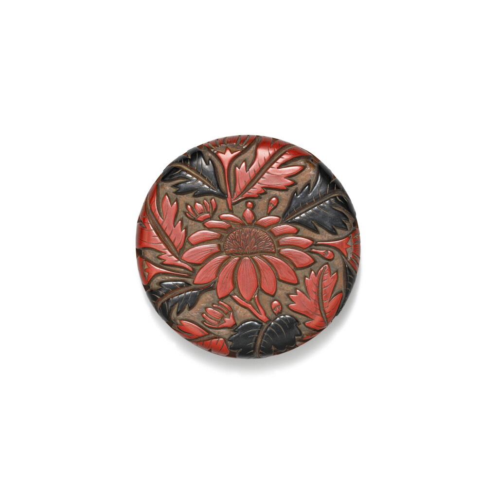 View full screen - View 1 of Lot 33. A carved polychrome lacquer box and cover, Japan, 19th century | 日本 十九世紀 剔彩菊花紋蓋盒 .