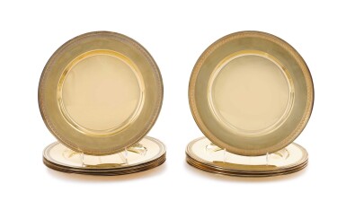 View full screen - View 1 of Lot 137. A SET OF EIGHTEEN FRENCH SILVER-GILT DINNER PLATES, PARIS, CIRCA 1900.