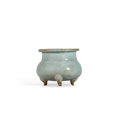 View full screen - View 1 of Lot 124. A 'Jun' blue-glazed tripod censer, Northern Song dynasty.
