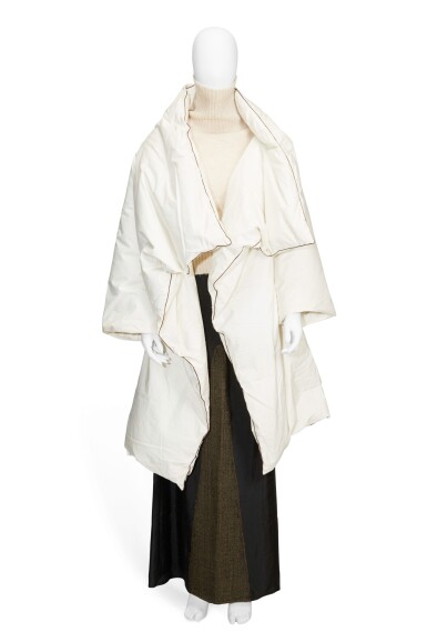 View full screen - View 1 of Lot 77. Martin Margiela, Fall-Winter 1999-2000, Look 9 | Martin Margiela, Automne-Hiver 1999-2000, Look 9.