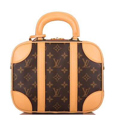 View full screen - View 1 of Lot 85. LOUIS VUITTON | MONOGRAM VALISETTE MINI LUGGAGE PM IN COATED CANVAS AND VACHETTA LEATHER WITH GOLDEN BRASS HARDWARE.