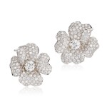 Pair of Diamond Ear Clips | 卡地亞 | 鑽石 耳夾一對