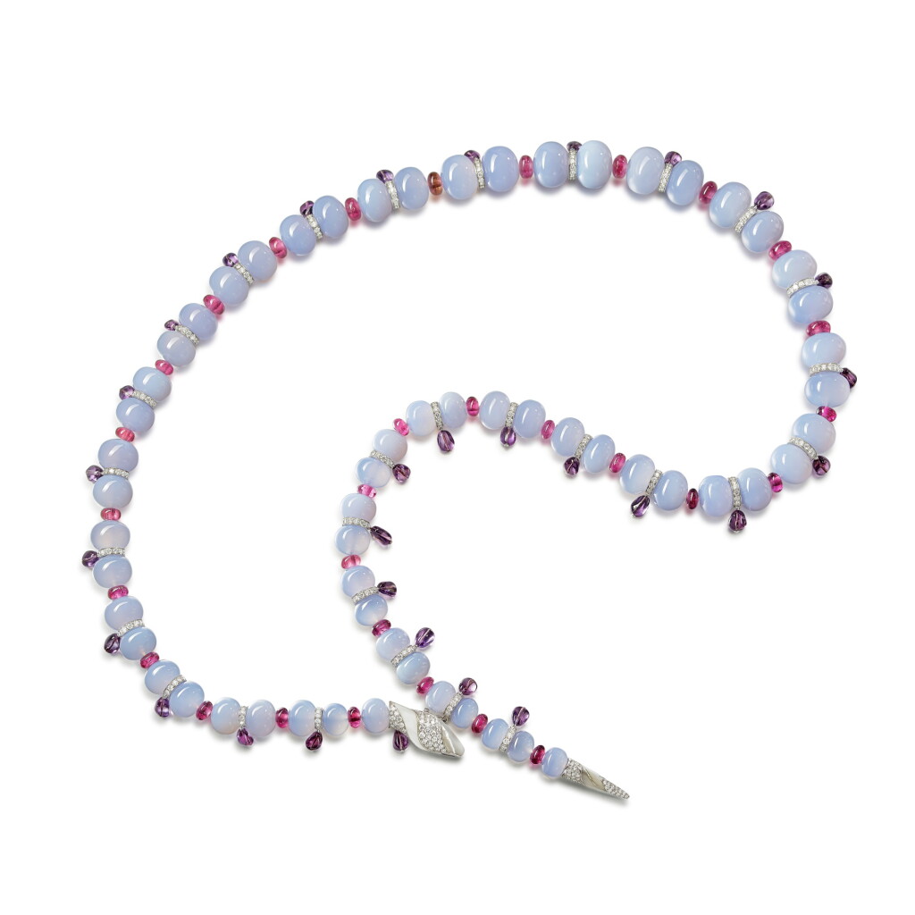 View full screen - View 1 of Lot 1873. 'Serpenti' Chalcedony and Gem Set Necklace | 寶格麗 | 'Serpenti' 玉髓 配 寶石 項鏈.